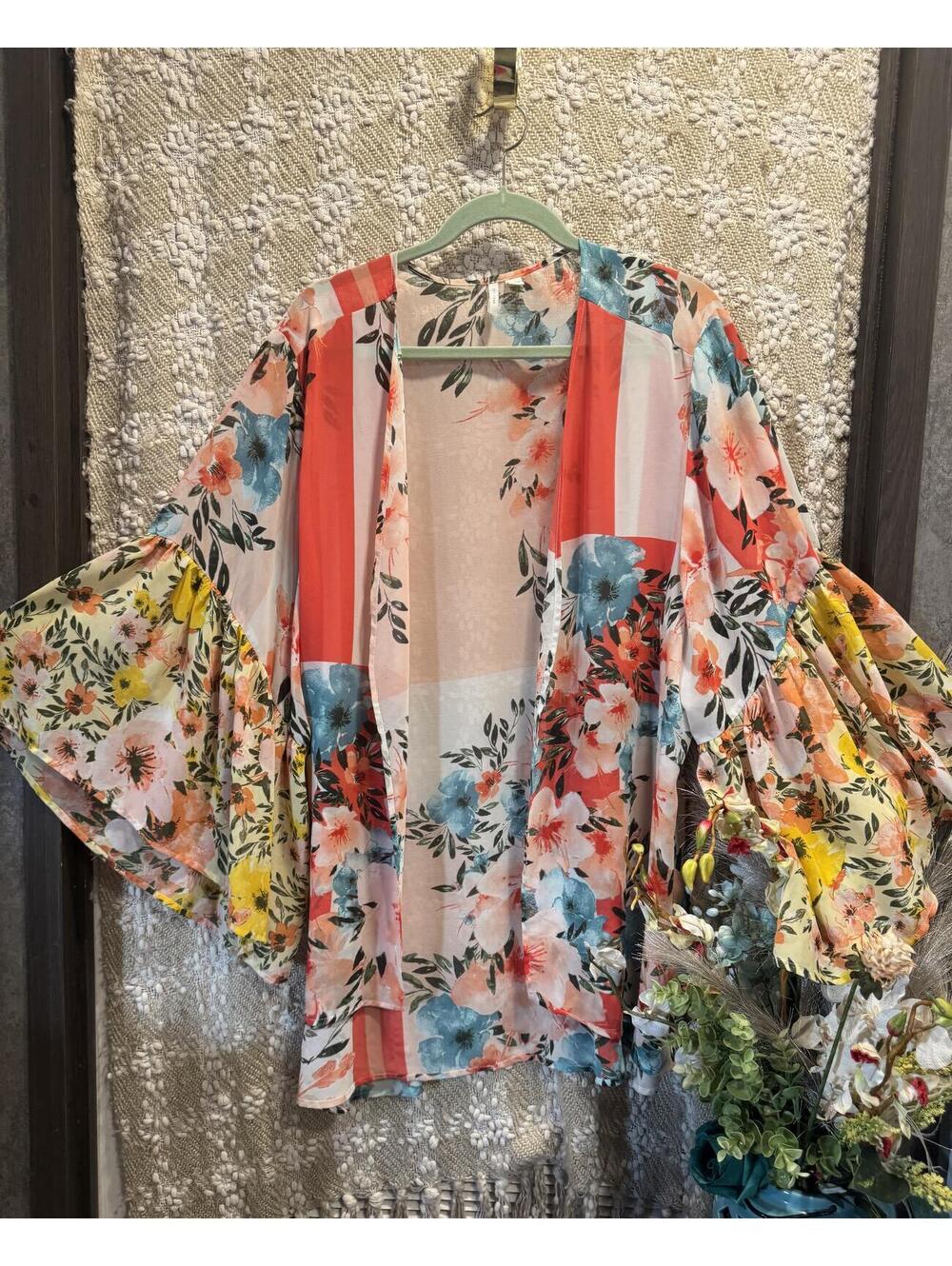 Cato Est. 1946 Floral print kimono, plus size 18/20W